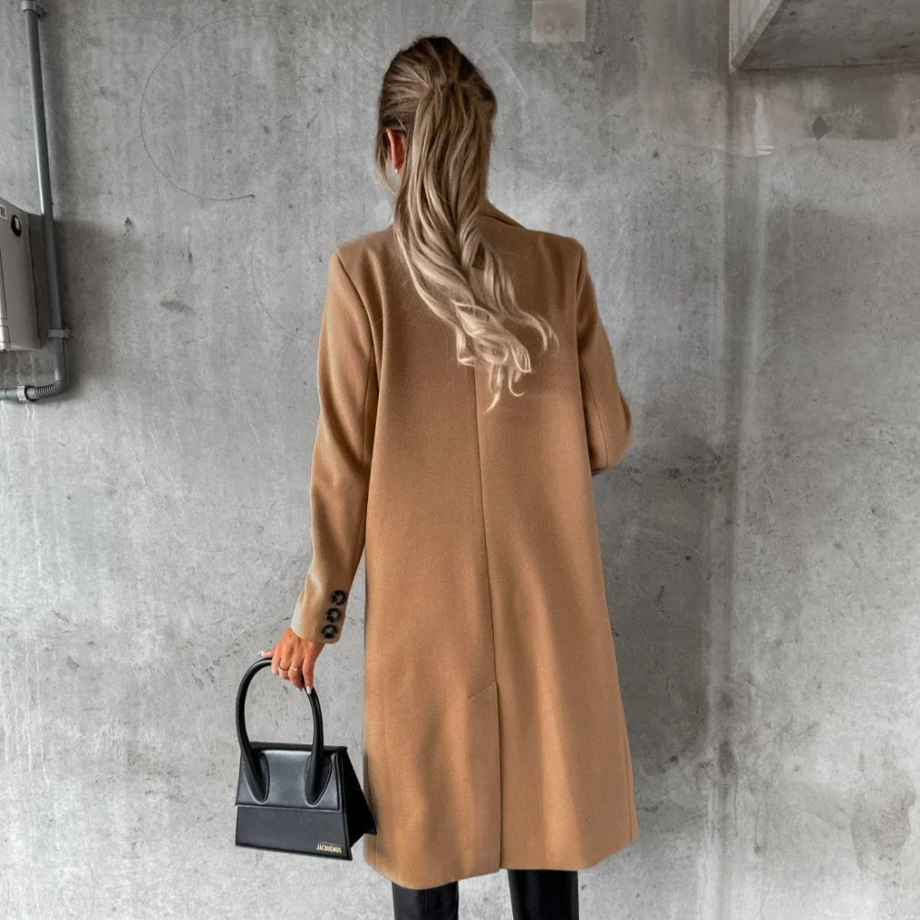 Chic Lapel Woolen Coat – Stylish & Warm Outerwear for Trendsetters