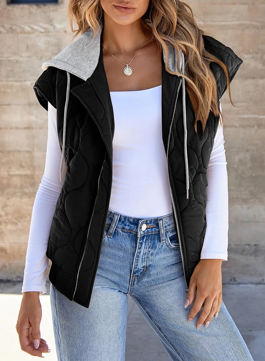 EVALESS Hooded Puffer Vest Women 2024 Zip Up Sleeveless Quilted Vests with Pockets