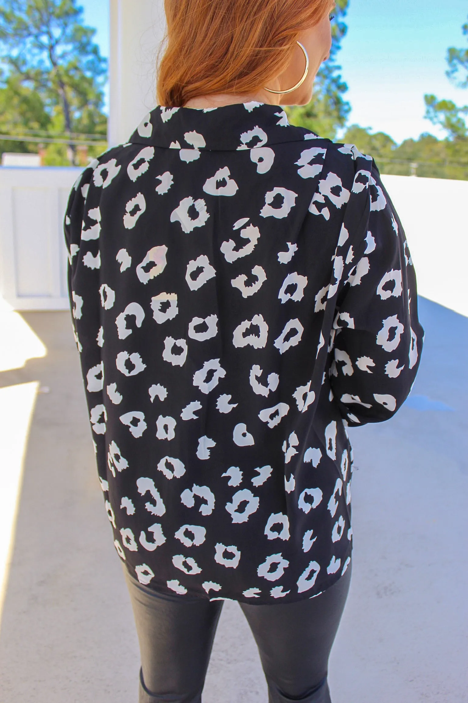 Lisa Cheetah Button Up- Black