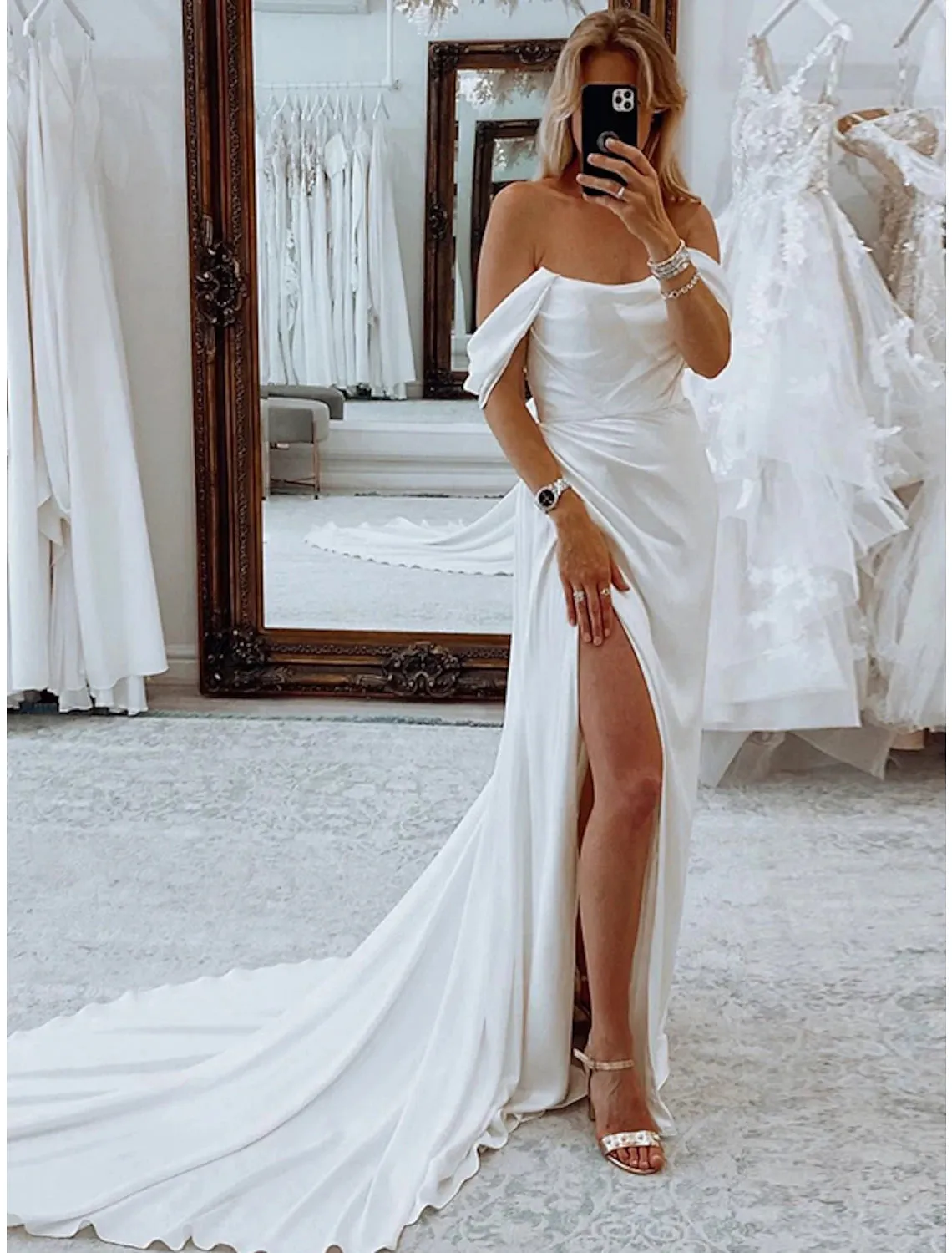Luolandi Reception Formal Wedding Dresses Sheath / Column Off Shoulder Sleeveless Court Train Stretch Fabric Bridal Suits Bridal Gowns With Pleats