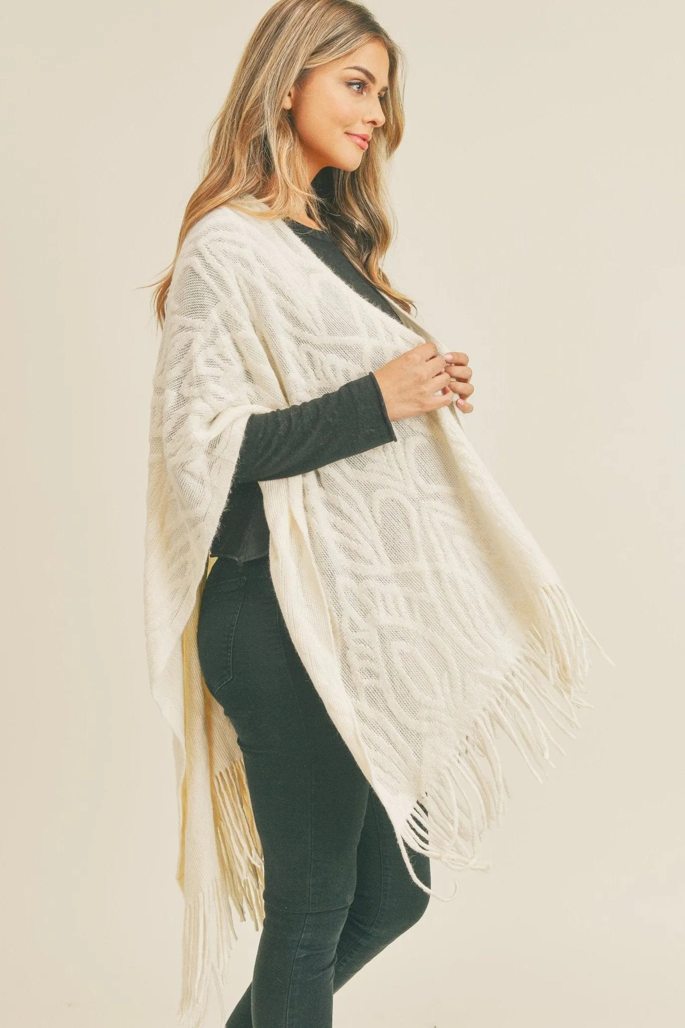 MS0270 Embossed Pattern Fringe Ruana