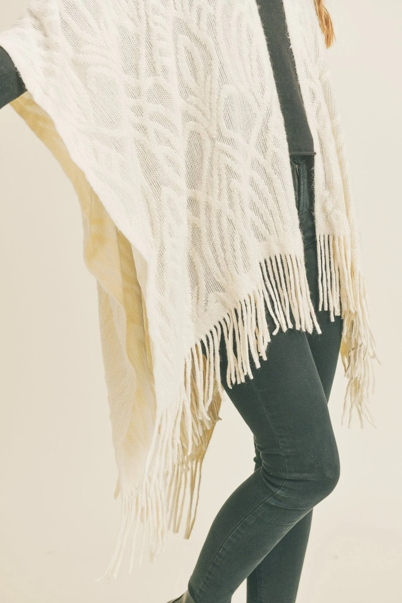 MS0270 Embossed Pattern Fringe Ruana