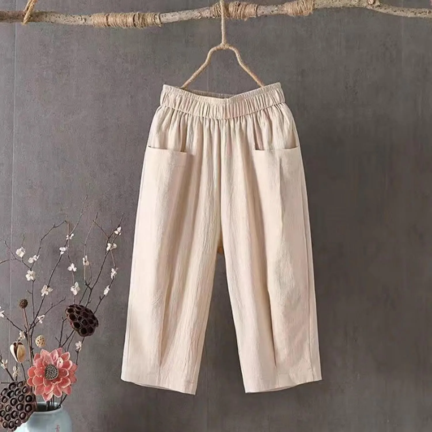 Women Capri Pants Linen Elastic High Waist Tapered Leg with Pockets Causal Loose Fit Summer Beach Lounge Trousers
