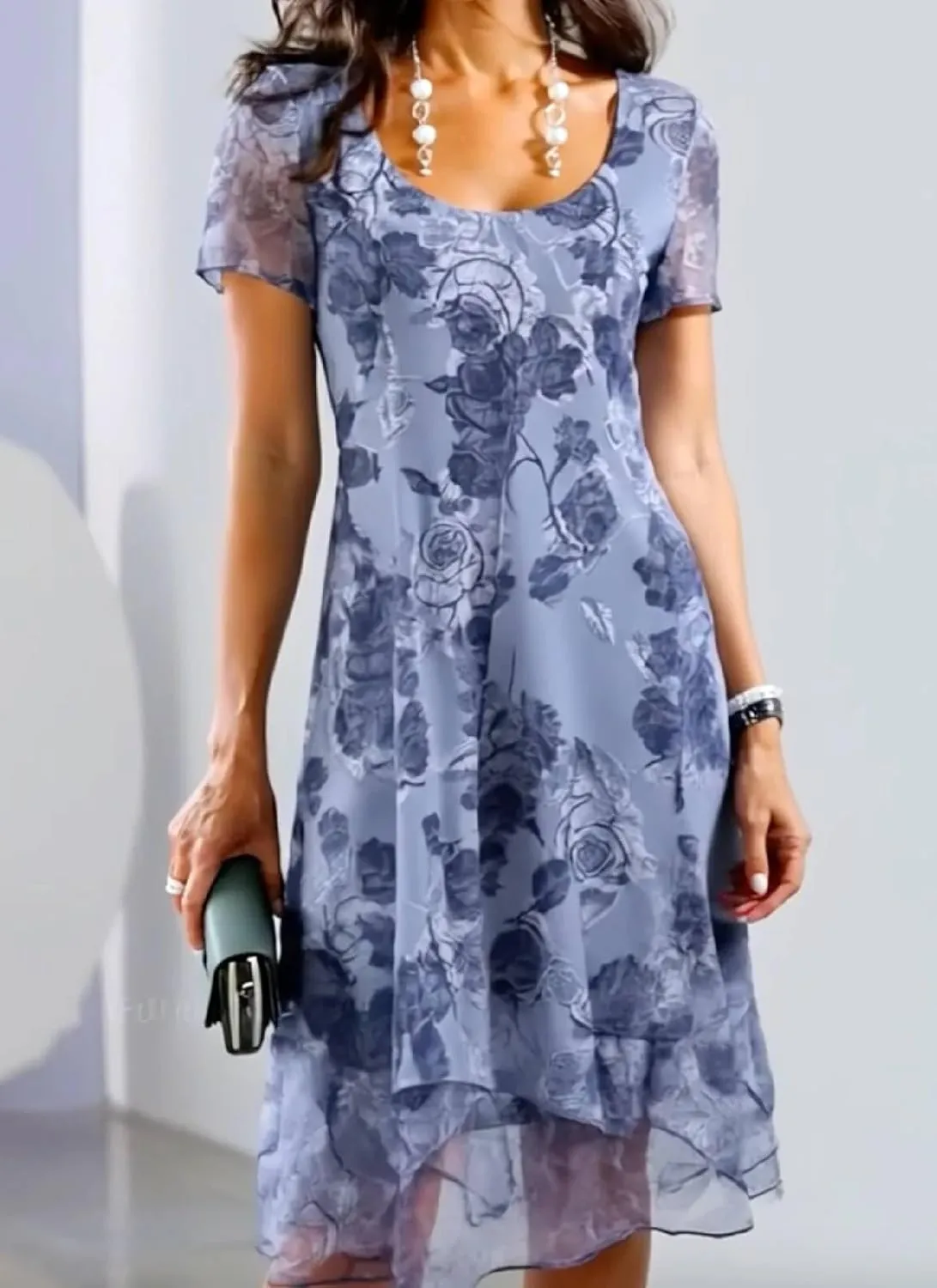 Women's Fresh Round Neck Short Sleeve Mini Dress Elegant Floral Print Lace Term A Line Flowy Smocked Mini Dress